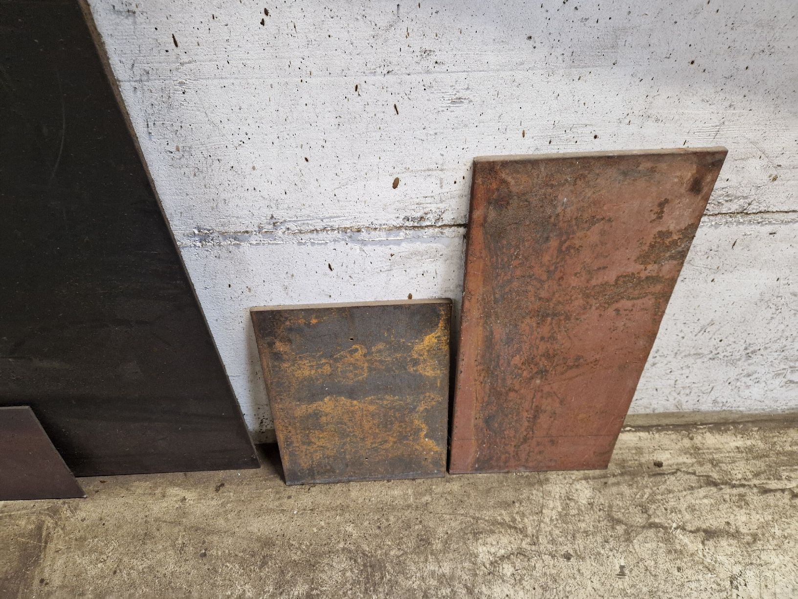 Servierplatten: Stahlplatten – Gebraucht aus Herbligen von and_q5hr 2