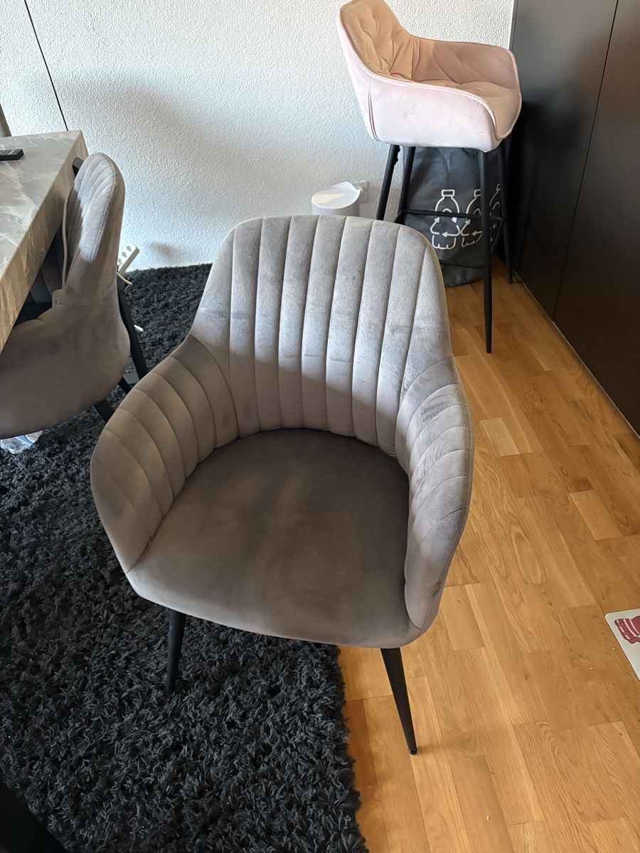 Fauteuils: Sessel Samt 4 Stk – D'occasion à Wallisellen par des_l5yc 2