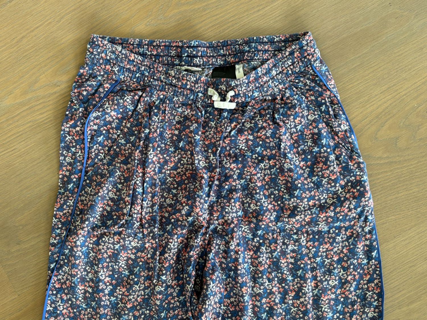 H&M Pantaloni: Lange, leichte Sommerhose, Gr. 164 – Usato da Rüschlikon venduto da user999 1