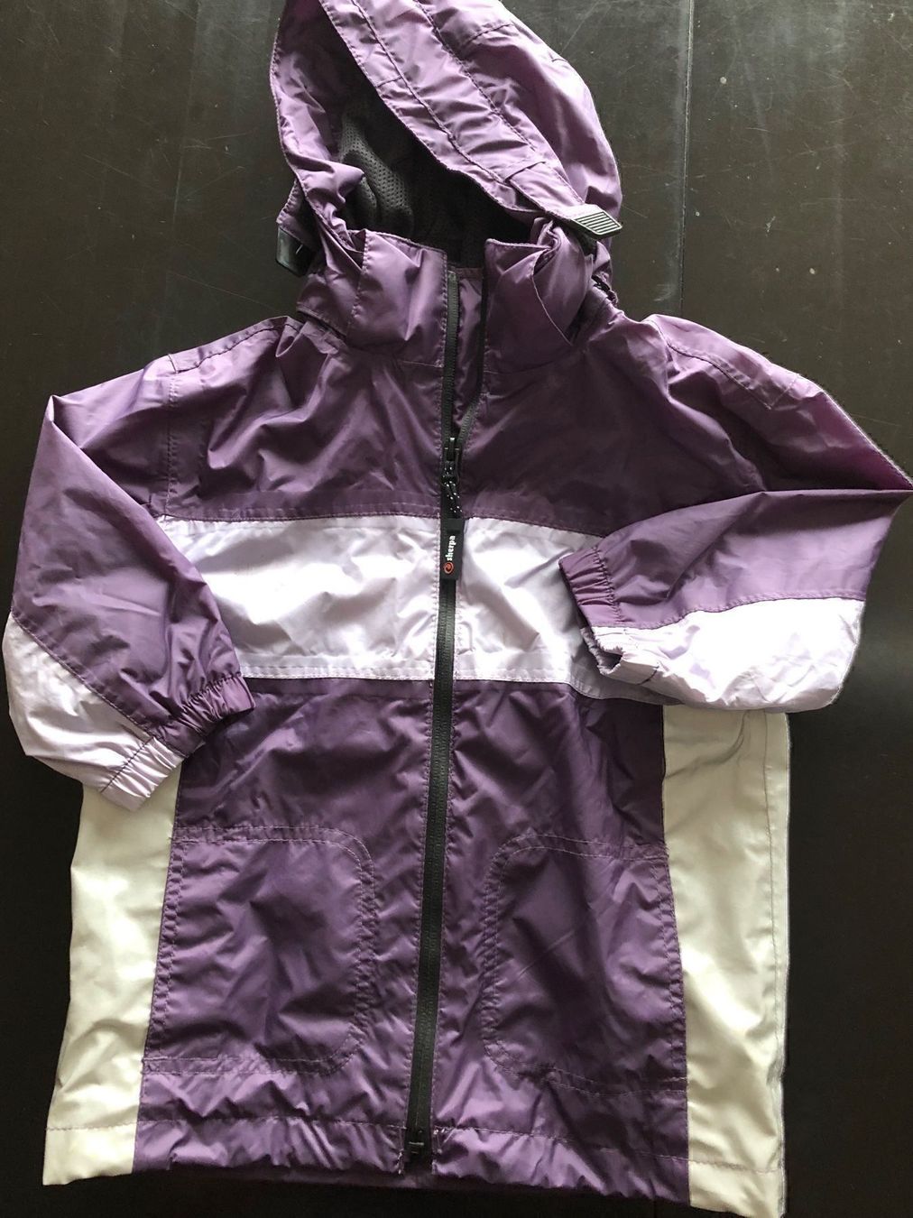 Sherpa Jacken & Mäntel: Mädchen Regenjacke von Sherpa Gr. 92 – Neu (gemäss Beschreibung) aus Schaffhausen von London114