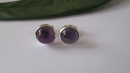 Wundervolle Ohrstecker echtem Amethyst Stein verziert 925er
