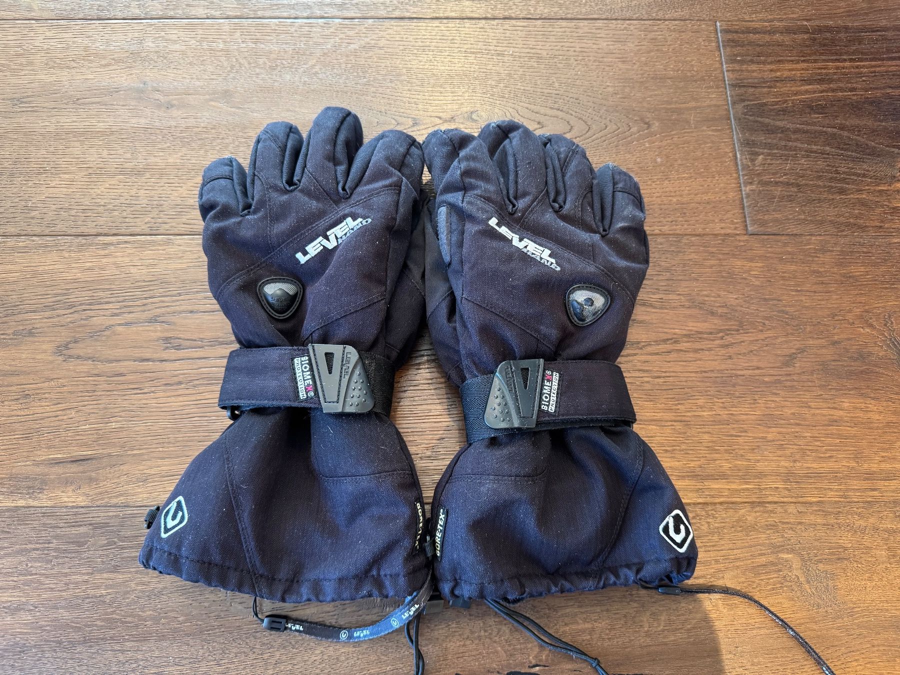 Altri accessori da uomo: Level Half Pipe Gore-Tex Handschuhe 9.5 – Usato da Esslingen venduto da DrBootje