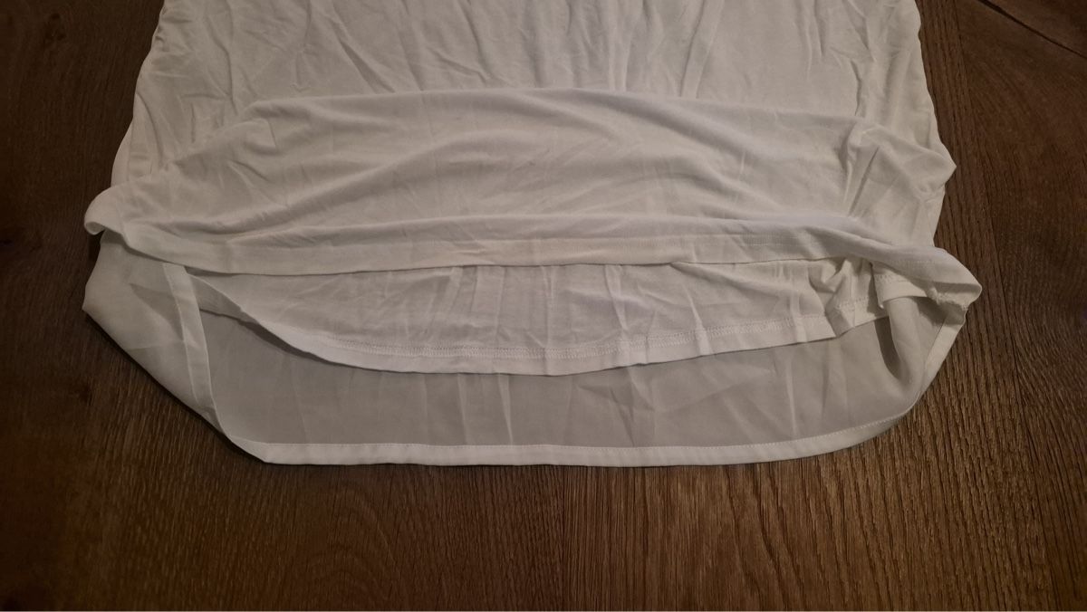 Comma Camicette: comma weisse Bluse mit Rüschen Gr. 42 – Usato da Heitenried venduto da Steffundsasch 3