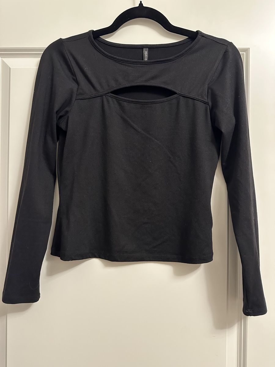 Tops: Damen Langarmshirt Chicoree Schwarz Grösse S – Gebraucht aus Péry von jasiii03