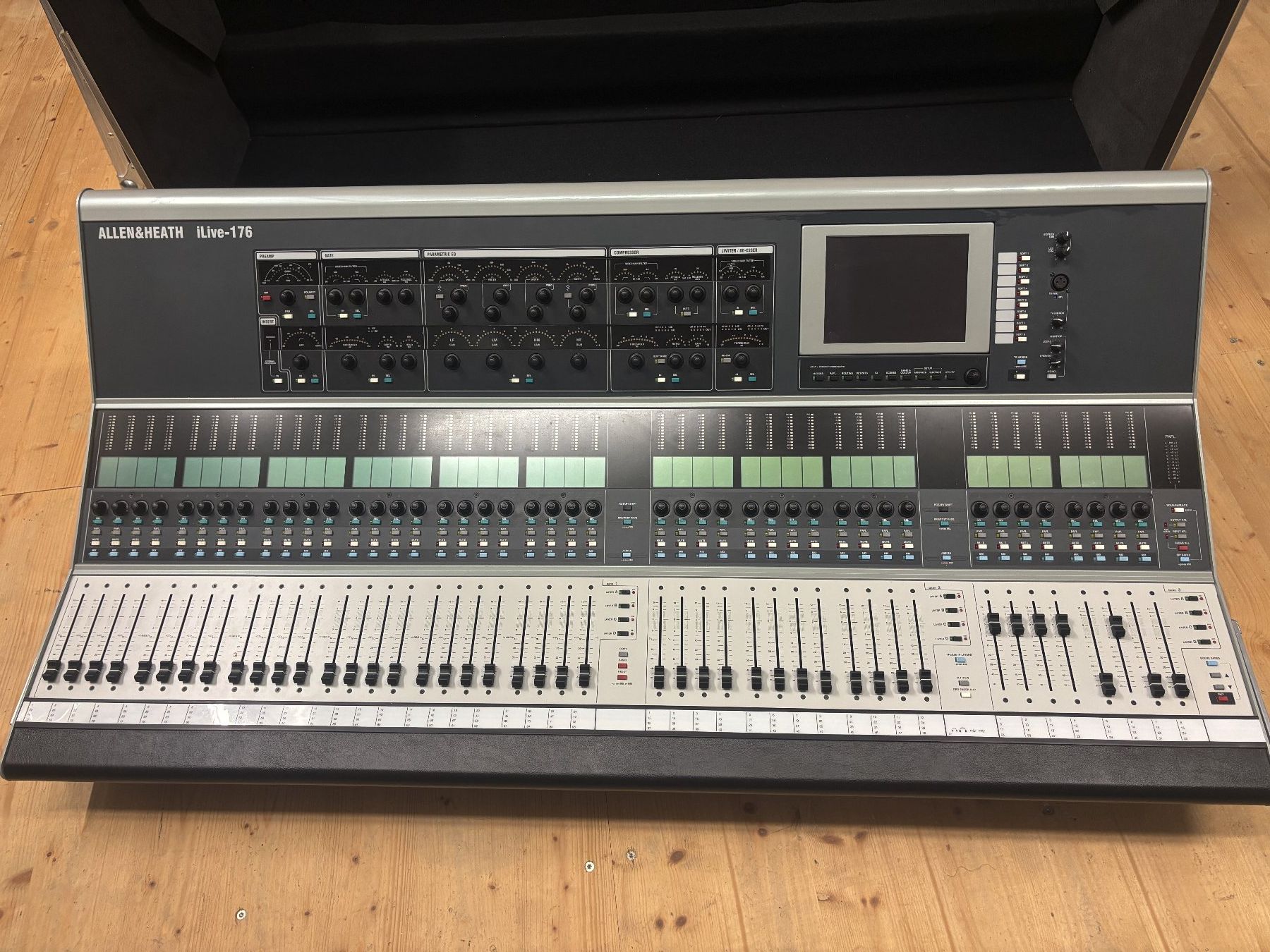 Allen & Heath Mischpulte: Allen & Heath iLive-176 Mischpult – Gebraucht aus Frauenfeld von ibkl5512