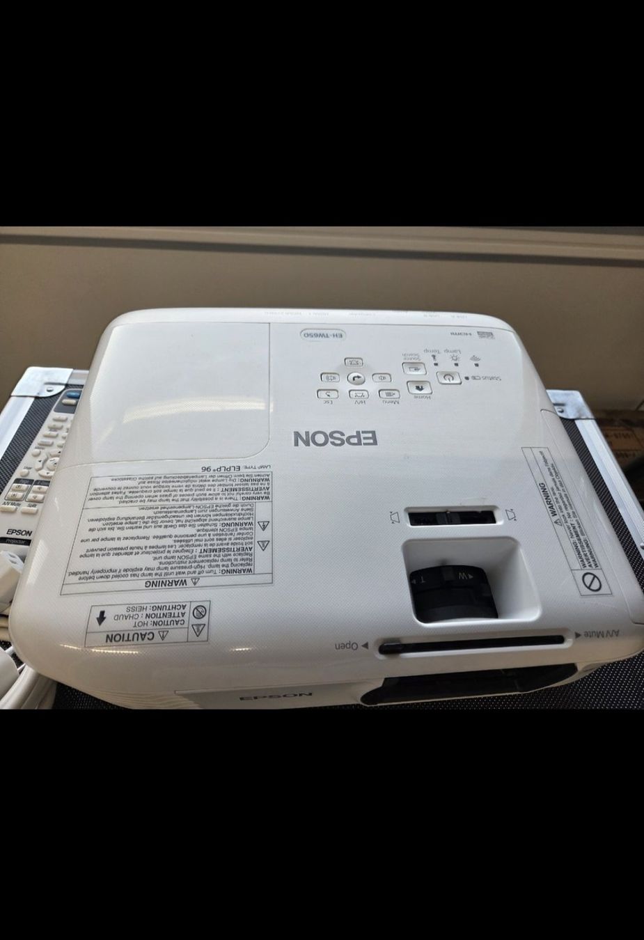 Epson Home Cinema: Epson EH-TW650 Beamer - Heimkino – Usato da Berikon venduto da Solo54 3