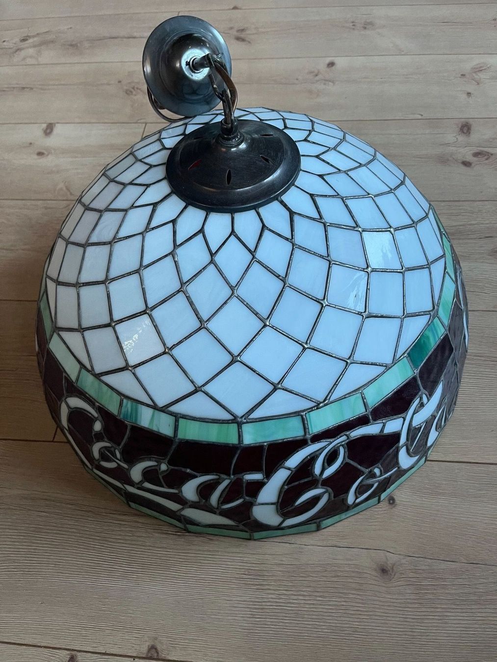 Tiffany & Co. Lampade: Tiffany Coca Cola Lampe – Usato da Laufen venduto da groove60 1