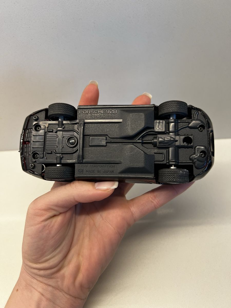 Porsche Modellautos: Schwarzer Porsche 928 Modellauto Sammlerstück – Gebraucht aus Staad SG von Chirrari 5