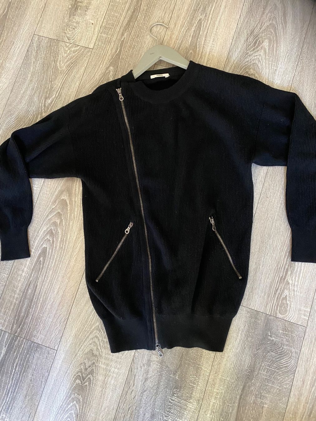 Pullover & Sweatshirts: tolle Cashmere-Jacke, IT40 DE36 – Gebraucht aus Spiegel b. Bern von corn2009