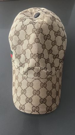 Gucci Cap mit Muster Gr. S (57)- Stylisch durch den Frühling