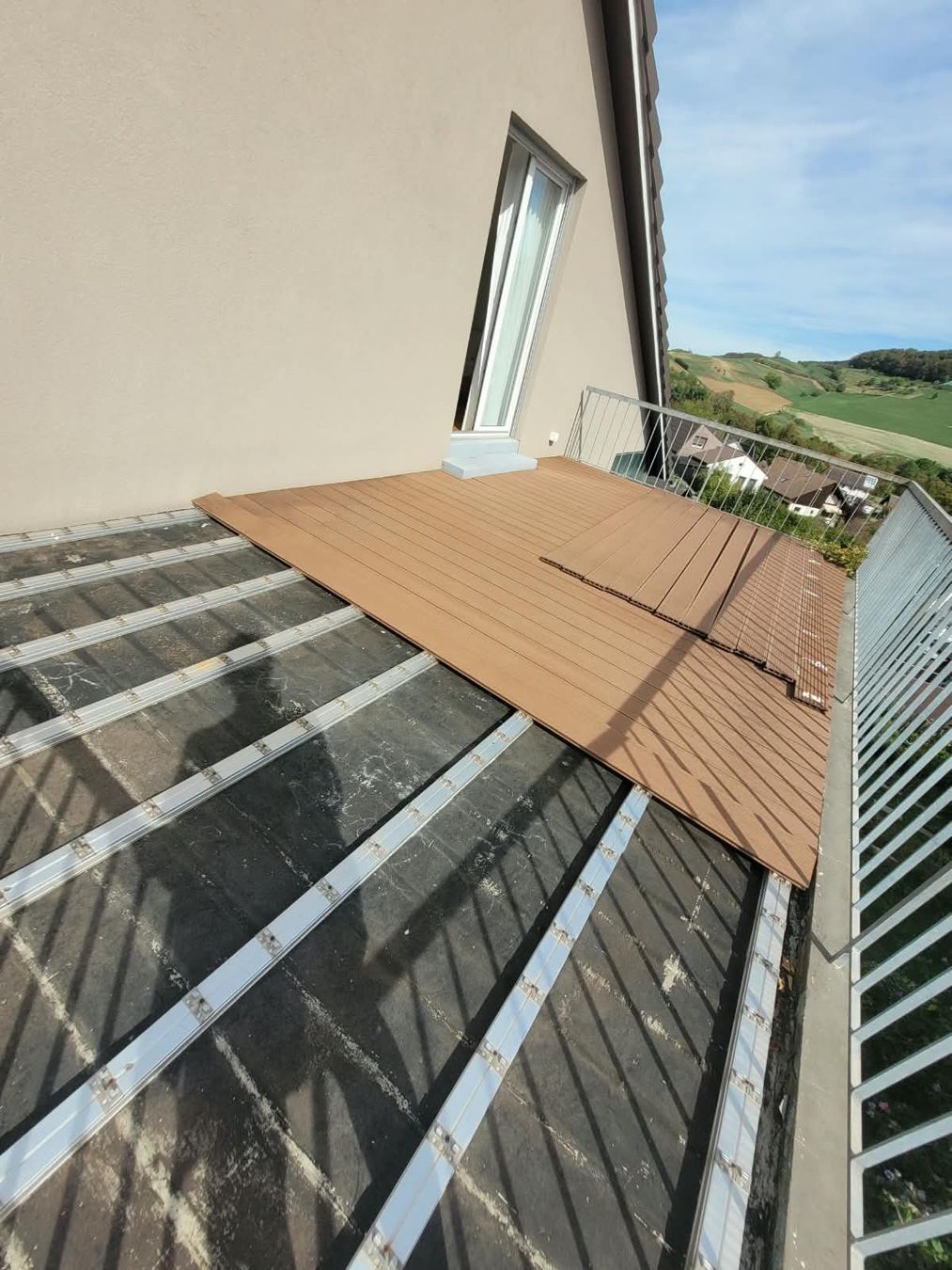 Rivestimenti per pavimenti: Terrassendielen – Usato da Känerkinden venduto da Mirj84