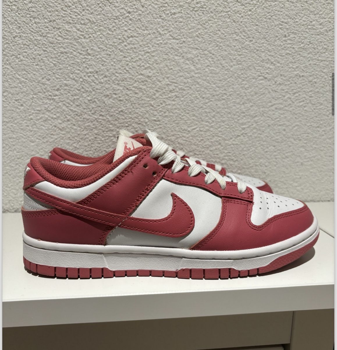 Damenschuhe: Nike Dunks Rosa – Gebraucht aus Zürich von Lee_z8vs