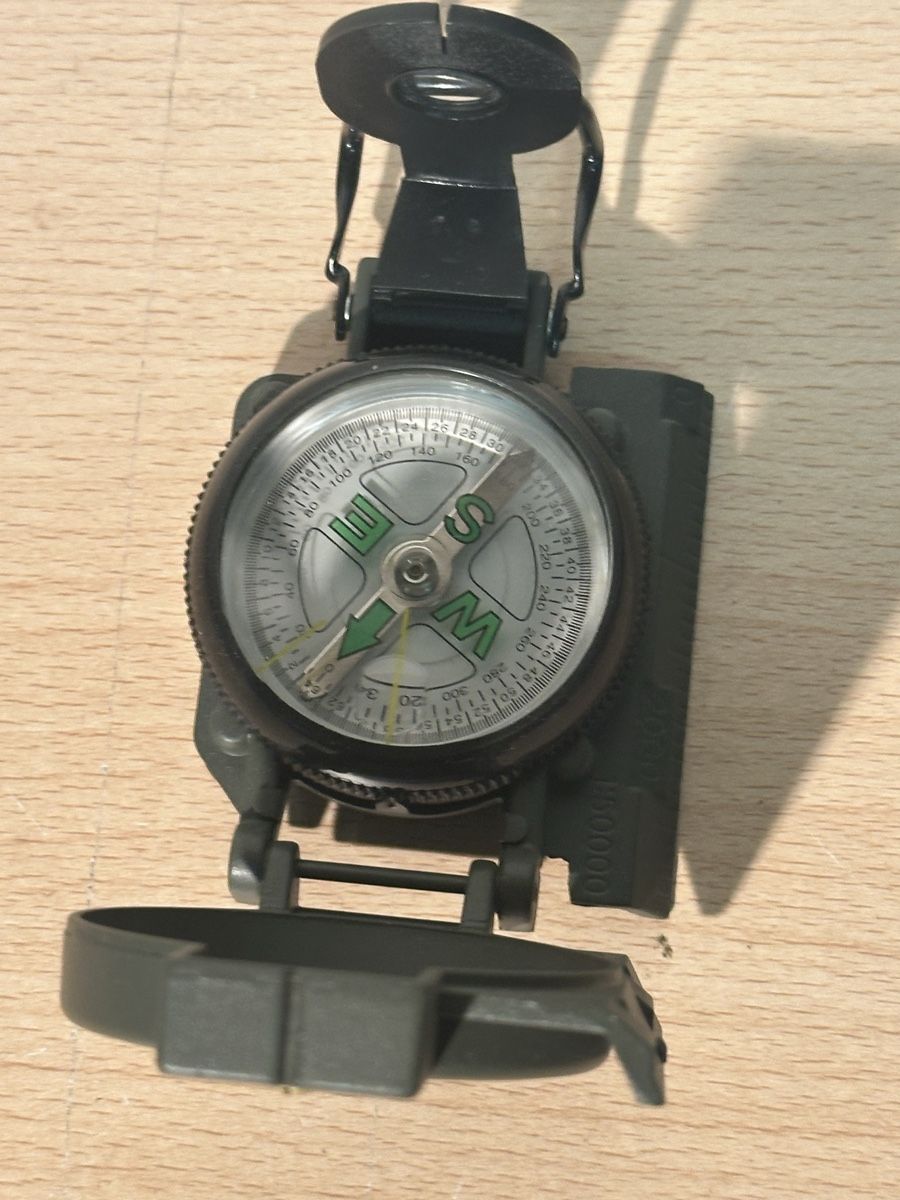 GPS & Strumenti di misurazione: Boussole militaire suisse – Usato da Lausanne venduto da artnouveau04 2