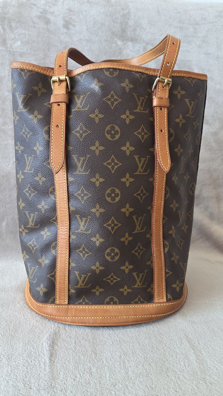 Taschen für Damen: Bucket Louis Vuitton GM – Gebraucht aus Morges von ShoppingTherapy 1