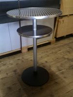 Stehtisch mit 2 Ablagen Aluminium Metallmuster guter Zustand