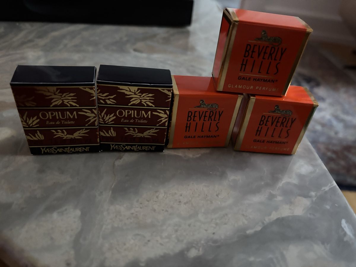 Profumi & Eau de Toilette: Minature parfum.vintage – Nuovo (secondo la descrizione) da Zürich venduto da BredaB 1
