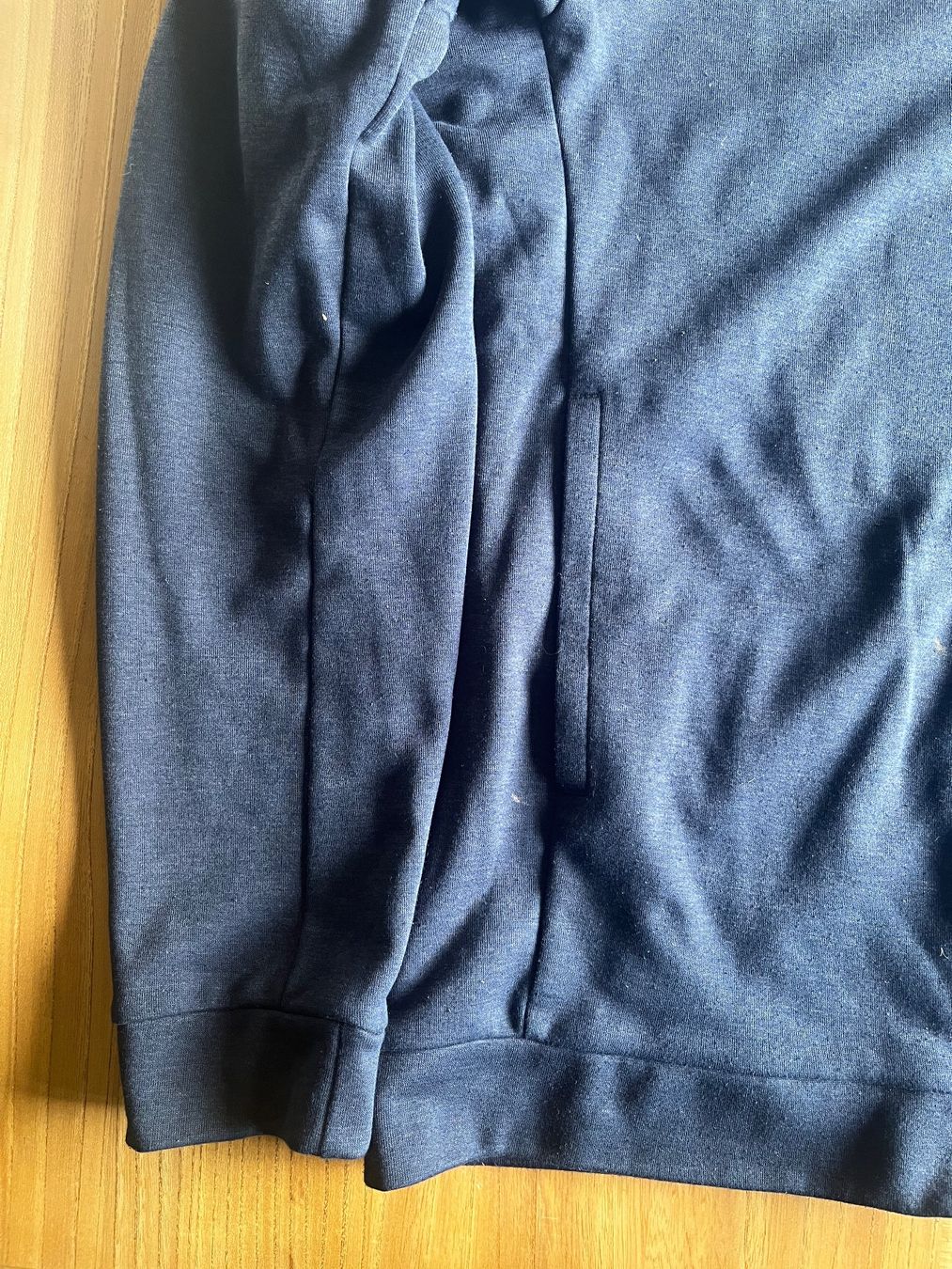 Arcteryx Maglioni & Felpe: Arcteryx Pullover dunkelblau, Top Zustand, Grösse M – Usato da Chur venduto da lea_qg88 3
