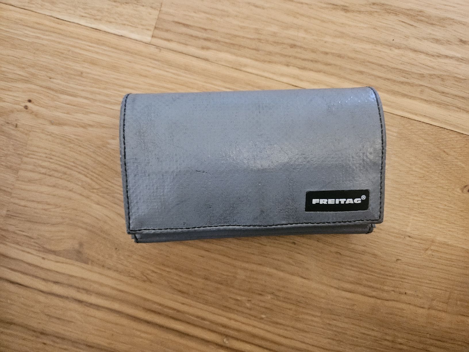 Freitag Brieftaschen: Portemonnaie Freitag – Gebraucht aus Uster von kat_kzz2