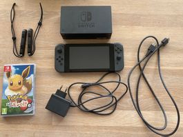 Nintendo Switch Konsole mit Zubehör und Spiel