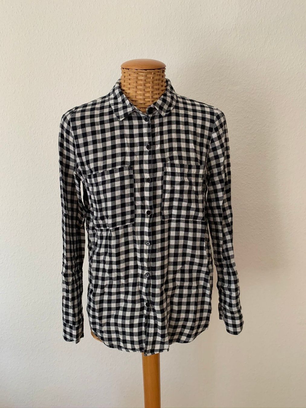 Camicette: ONLY - Bluse schwarz-weiss kariert 34 – Usato da Zürich venduto da Diazaio