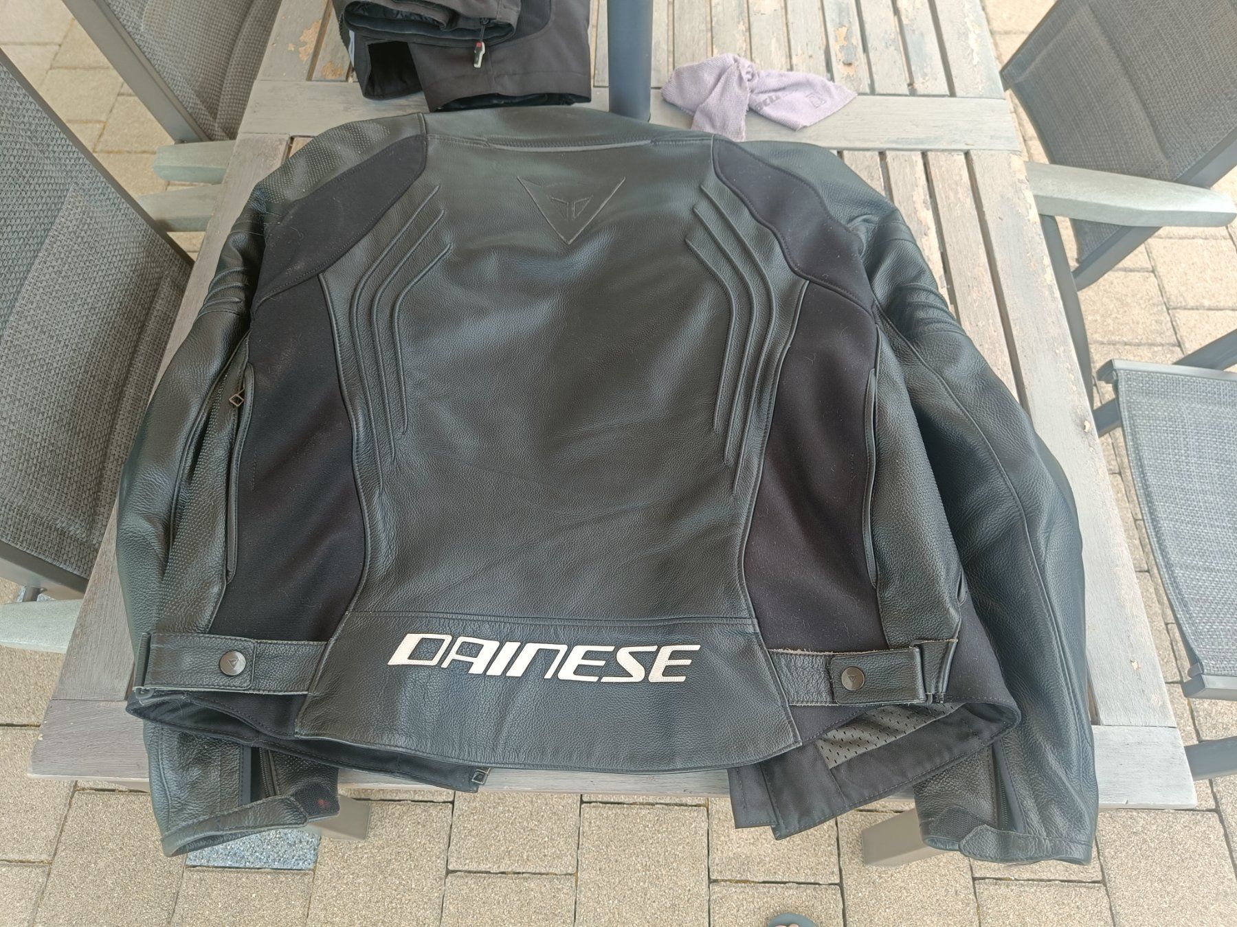 Dainese Giacche: Lederjacke Dainese Grösse 58 – Usato da Büren SO venduto da els_vz28 1
