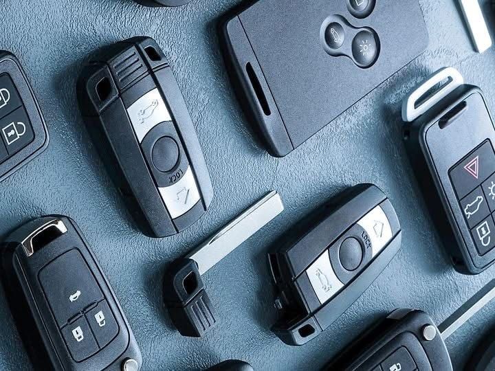 Chiavi: Auto-Schluessel – Nuovo e nell'imballaggio originale da Zürich venduto da Prima.78 3