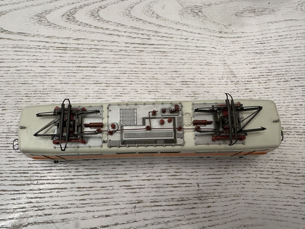 Märklin Modellini di ferrovie: Märklin 3155 DB BR 111 – Usato da Lupsingen venduto da New-Haven 4
