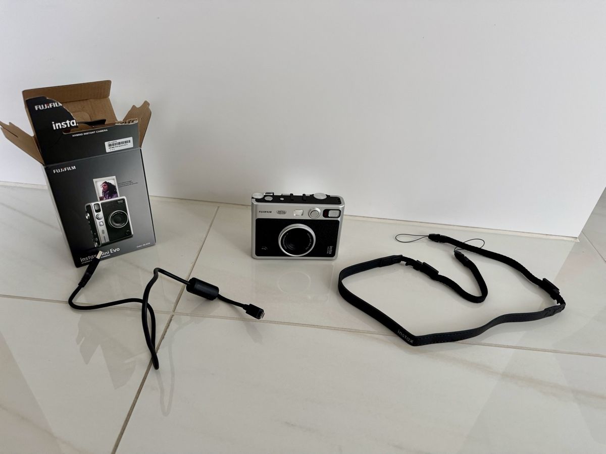 Fujifilm Fotocamera: Fujifilm instax mini Evo – Nuovo e nell'imballaggio originale da Sarnen venduto da OWAccount 4