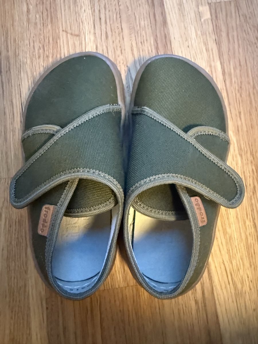 Froddo Scarpe per ragazzi: NEW Froddo slippers barefoot 23 – Nuovo e nell'imballaggio originale da Zürich venduto da CVMK