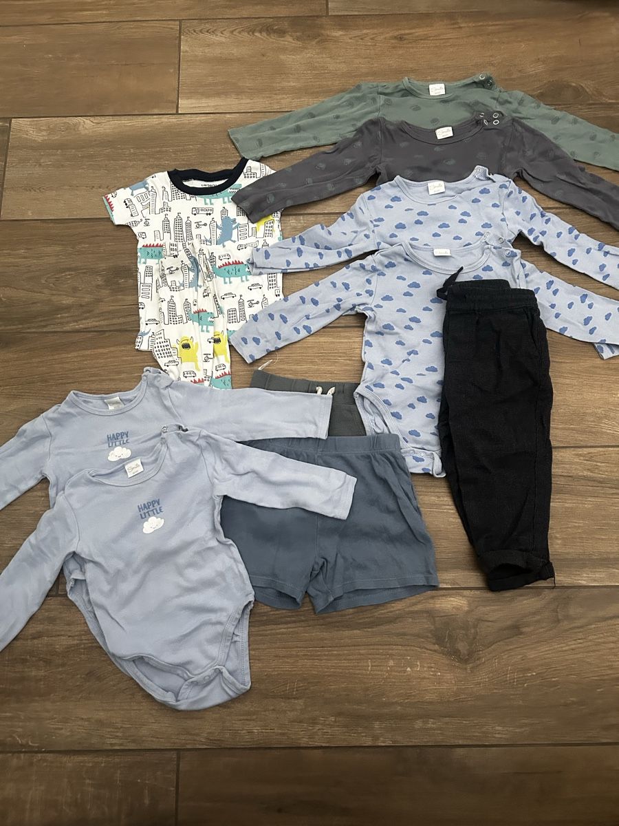 Lotti & Set di vestiti: Diversi bambini 86-92 – Usato da Locarno venduto da sca_8bh7