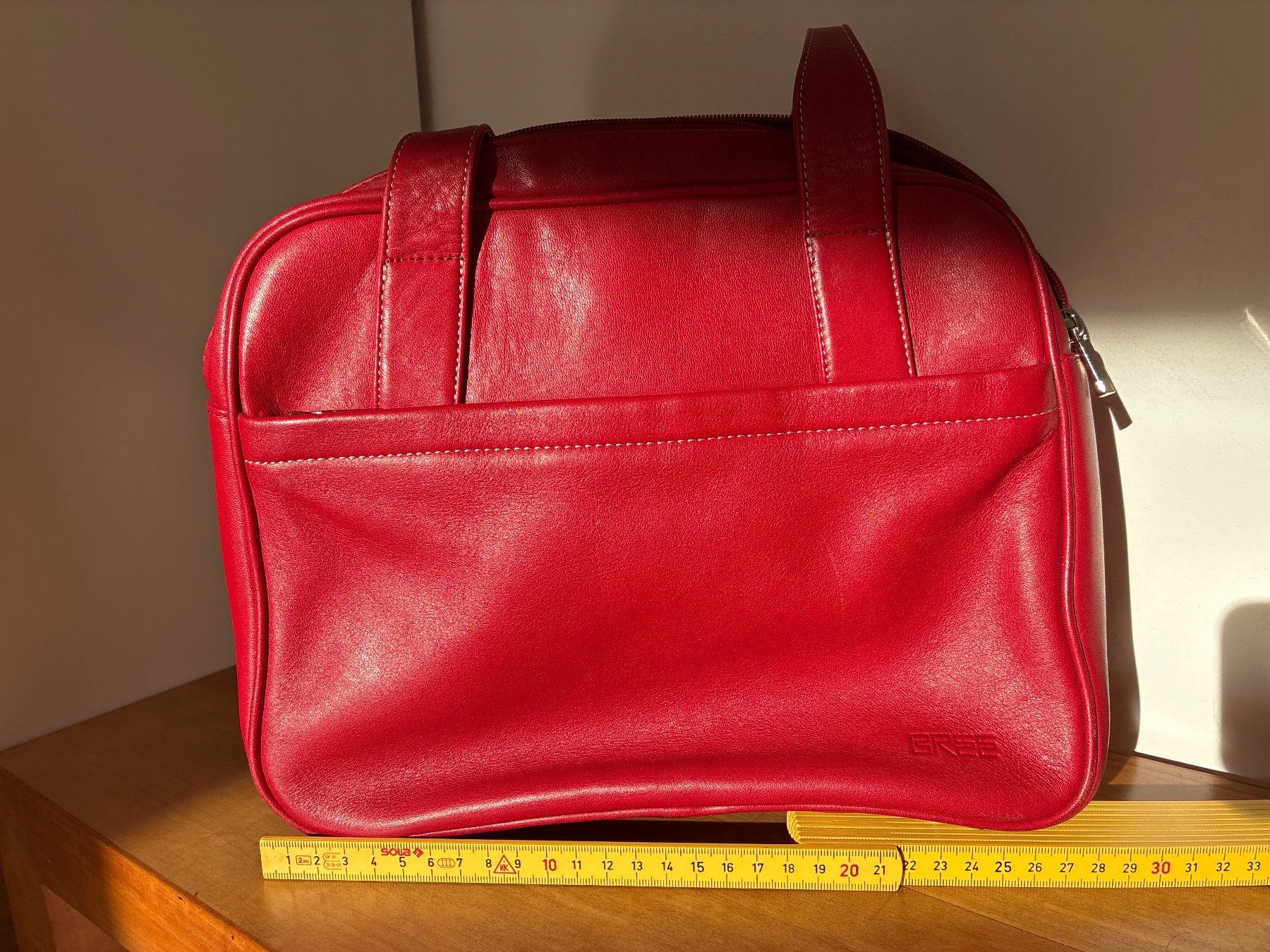Bree Taschen für Damen: Rote Handtasche von Bree – Gebraucht aus Davos Platz von nanigl 7