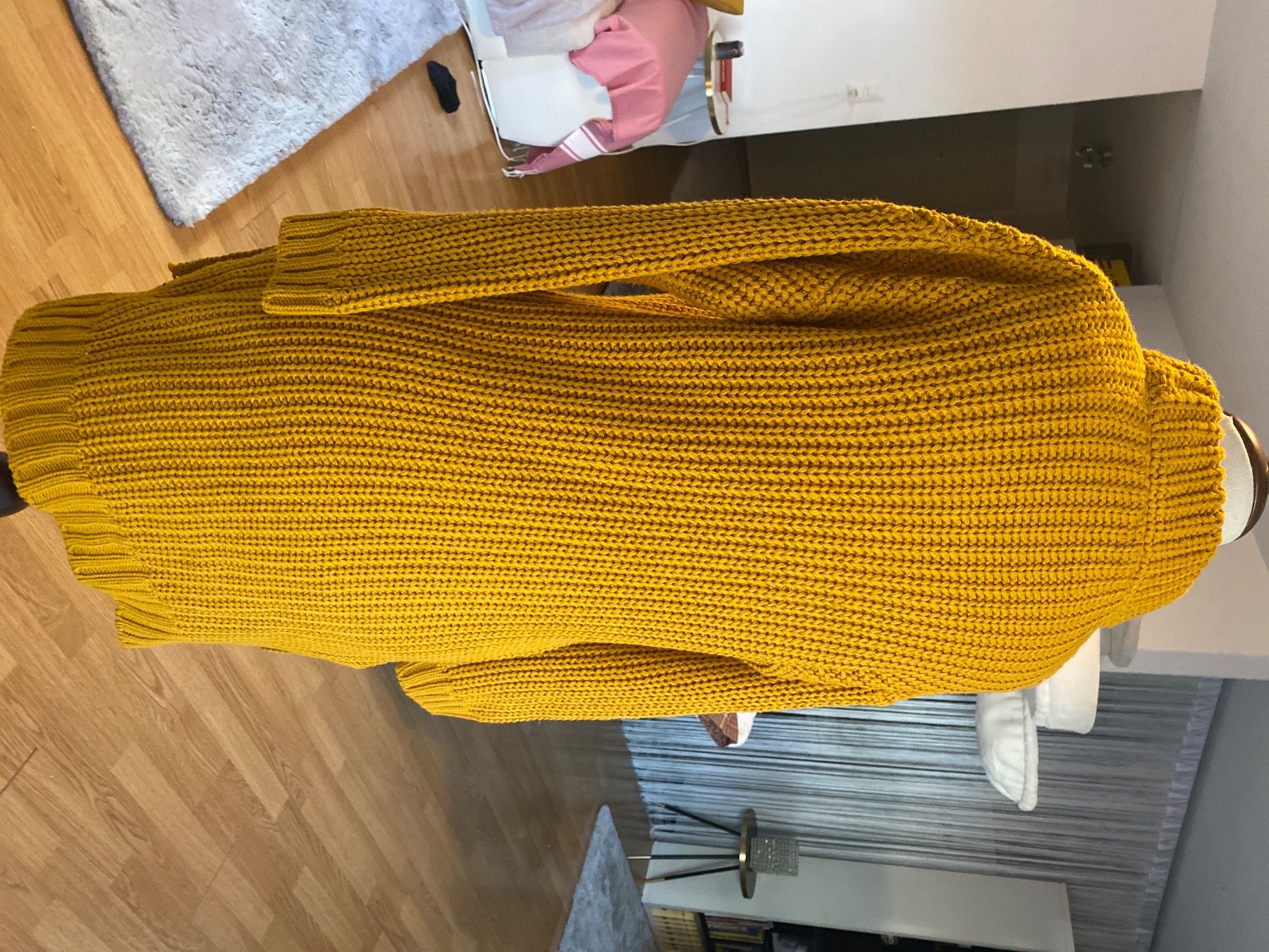 Pullover & Sweatshirts: Pullover Senf 34/36 – Gebraucht aus gattikon von scratty1105 2