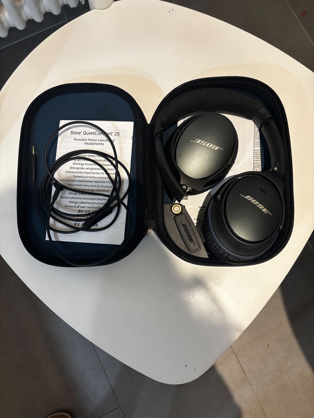 Bose Cuffie: Bose QuietComfort 25 Kopfhörer Schwarz – Usato da Zürich venduto da len_c58x 1