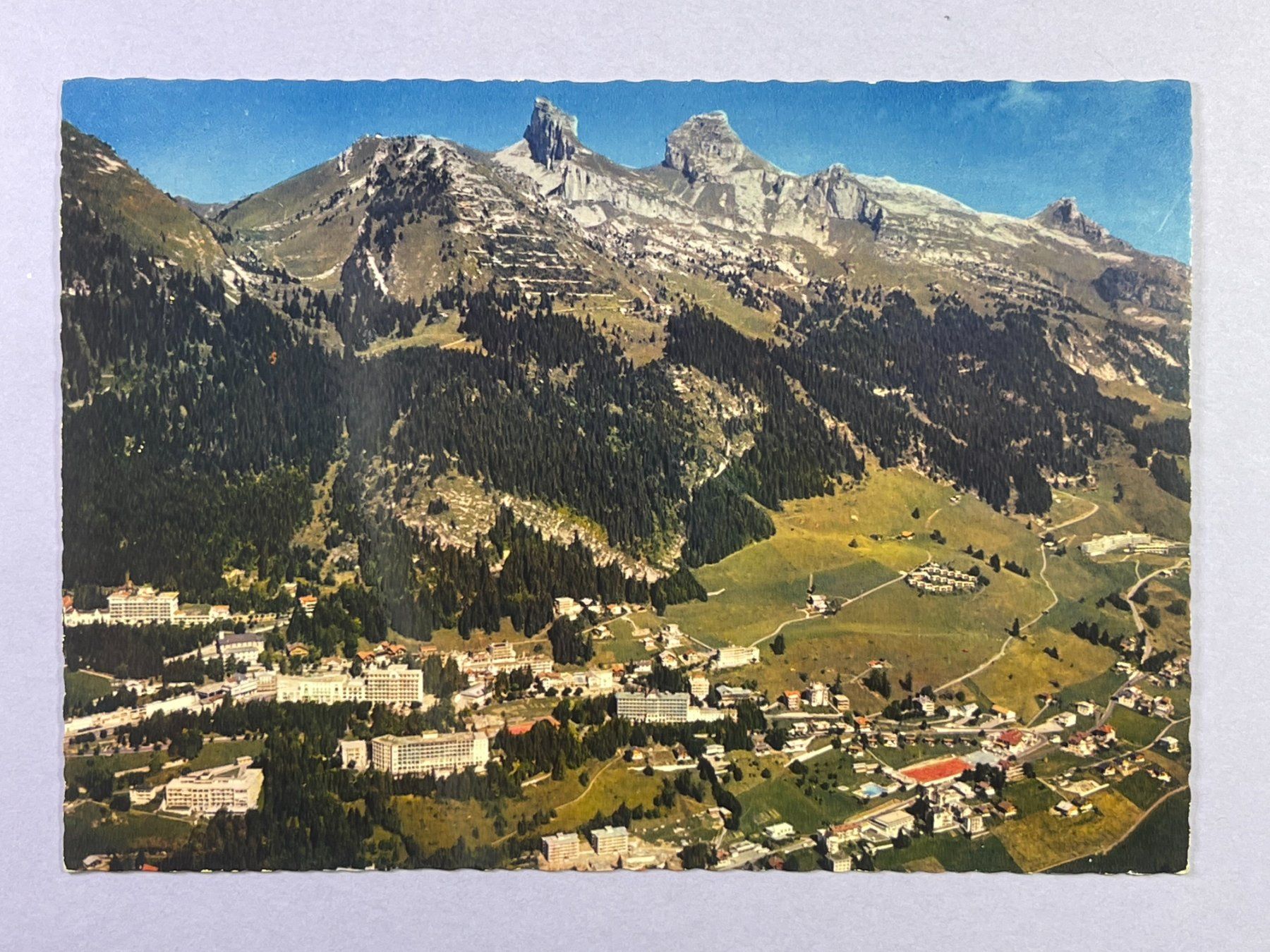 Cartoline postali: Leysin - Flugaufnahme – Usato da Steg VS venduto da _vinci_