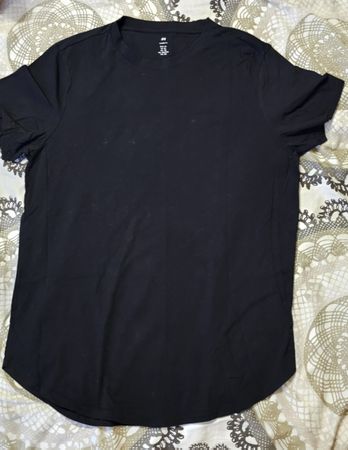 H&M Long Fit T-Shirt Schwarz Grösse XL neuwertig