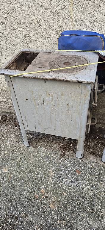 Altri mobili d'antiquariato: holz Ofen – Usato da Agarn venduto da cina09 1