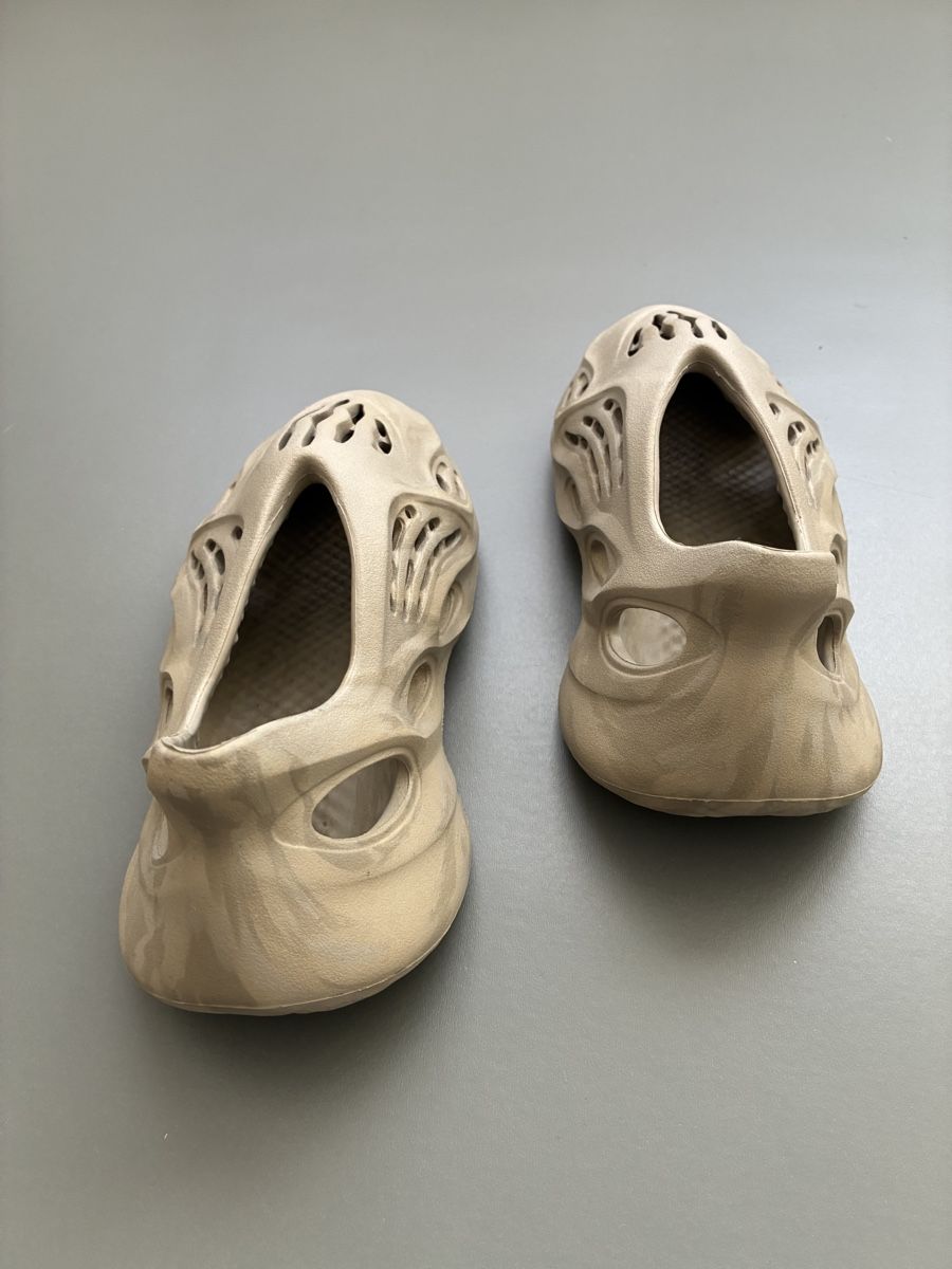Adidas Scarpe da uomo: Yeeze Adidas Foam Runner – Usato da Zürich venduto da cla_pm5d 4