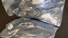 8200114664  + 8299114663 Stoßstange Halter li. & re