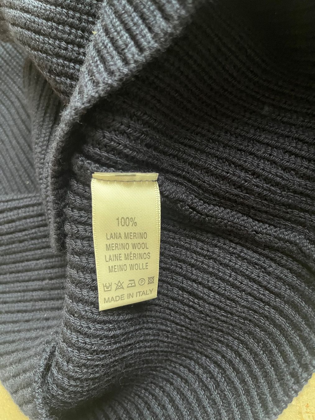 Pullover & Sweatshirts: GRP Merino Crewneck Blue - V Large – Gebraucht aus Wangen b. Olten von ricochet56 2