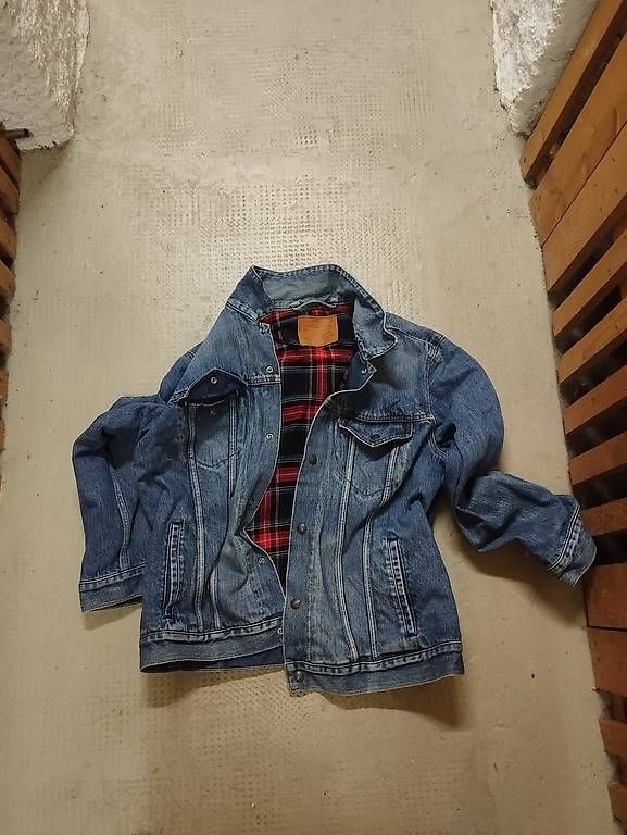 Giacche: Levi's Jeansjacke XL – Usato da Basel venduto da gen_7kq2