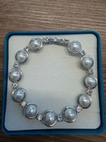 Elegantes Perlenarmband mit Strass, neuwertig
