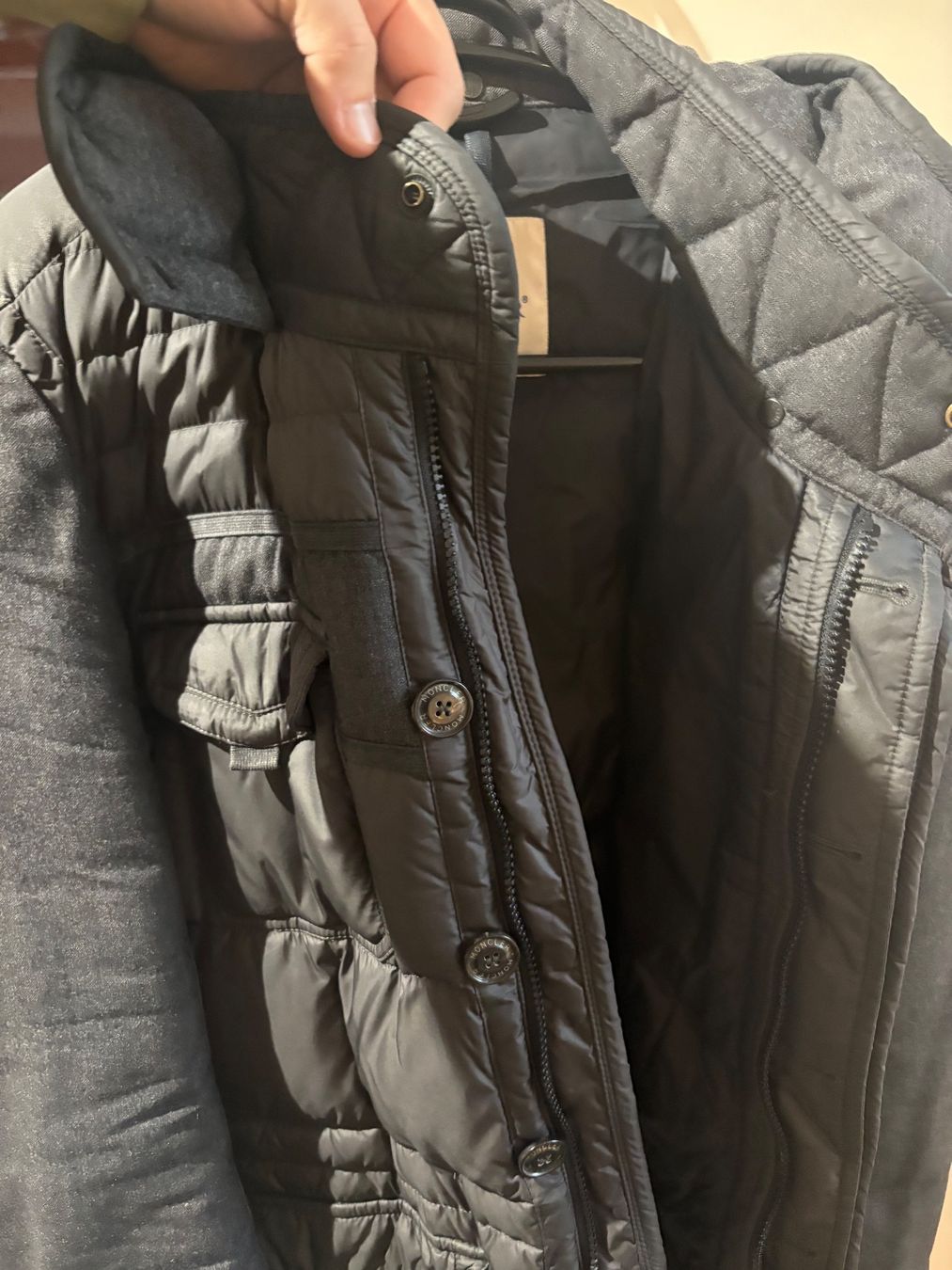Moncler Jacken: Moncler Winterjacke Grösse 4 – Gebraucht aus Neftenbach von Vespa796 3