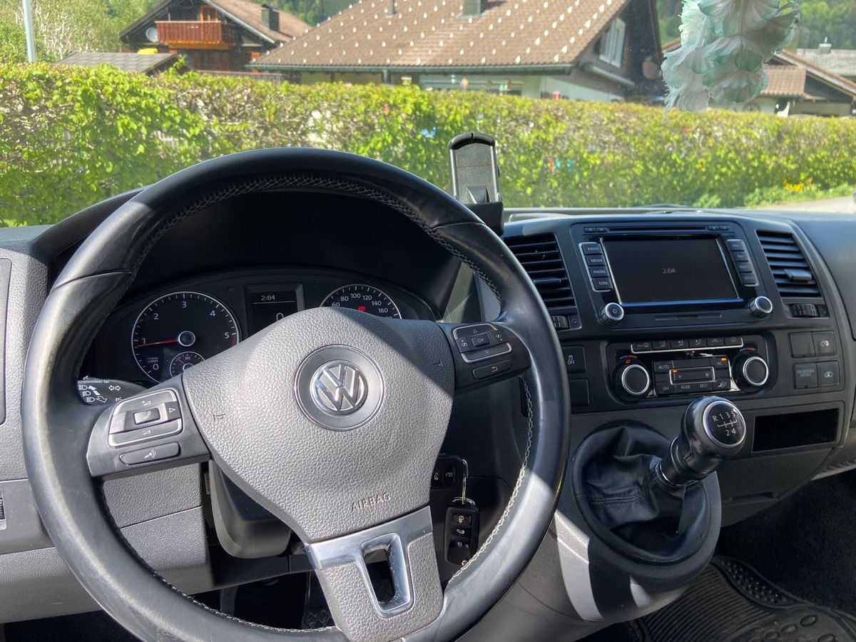 VW Automobili: VW T5 Caravelle TDI – Usato da Altendorf venduto da Faessler04 6