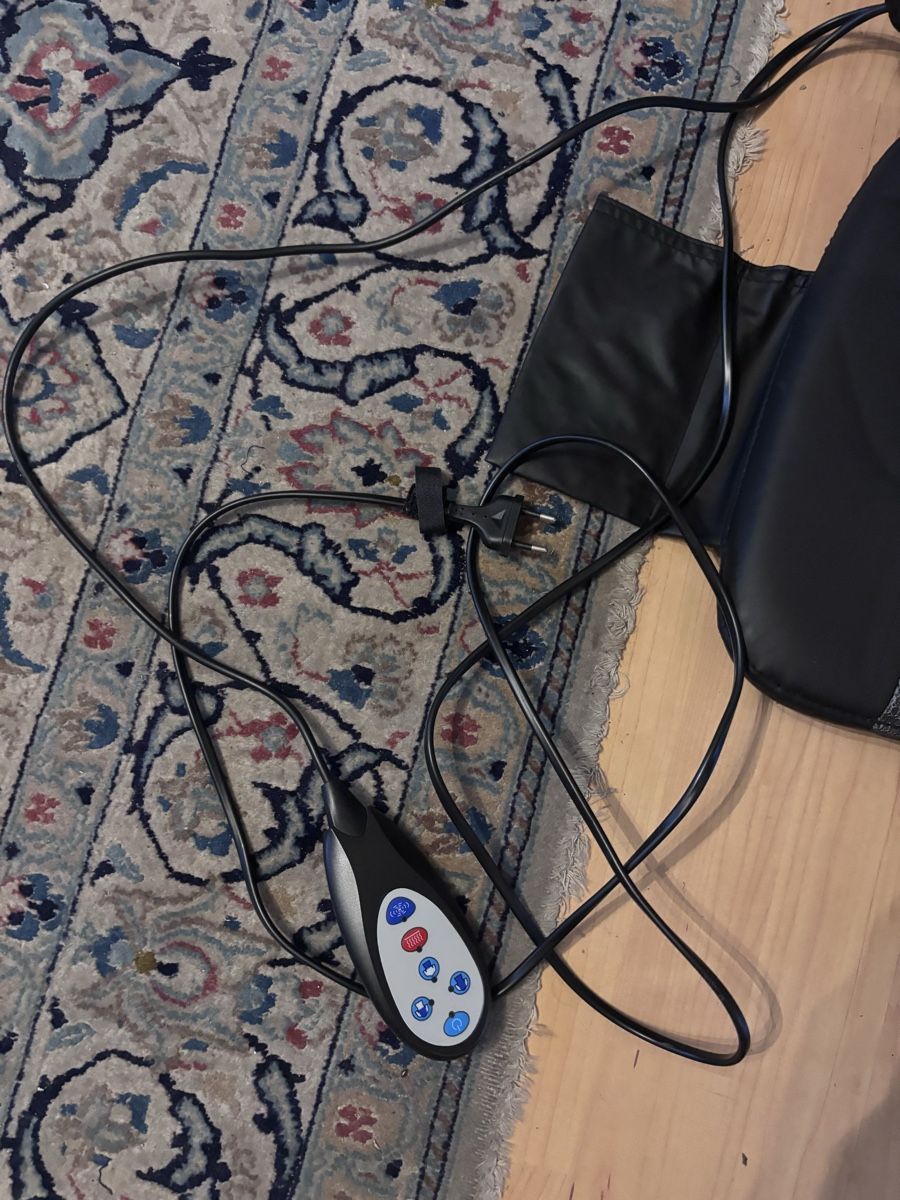 Dispositivi per massaggi: Massagesitz Elektrisch – Usato da Schänis venduto da davisbrck 1