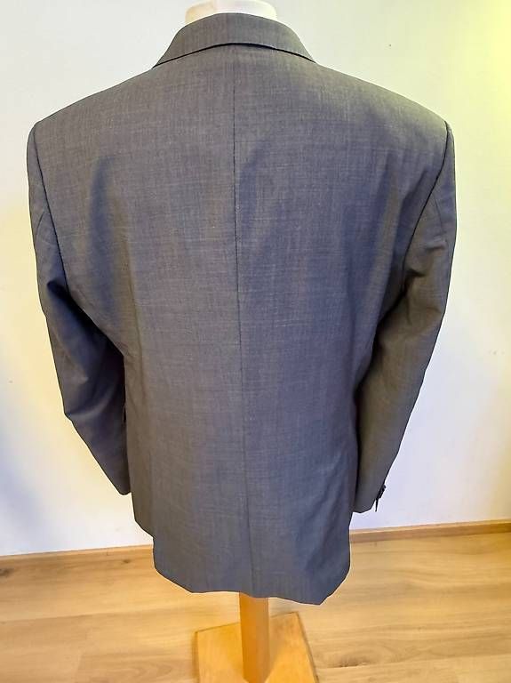 Hugo Boss Completi: Costume  Hugo Boss  52 – Usato da Le Cerneux-Veusil venduto da Maraud01 3