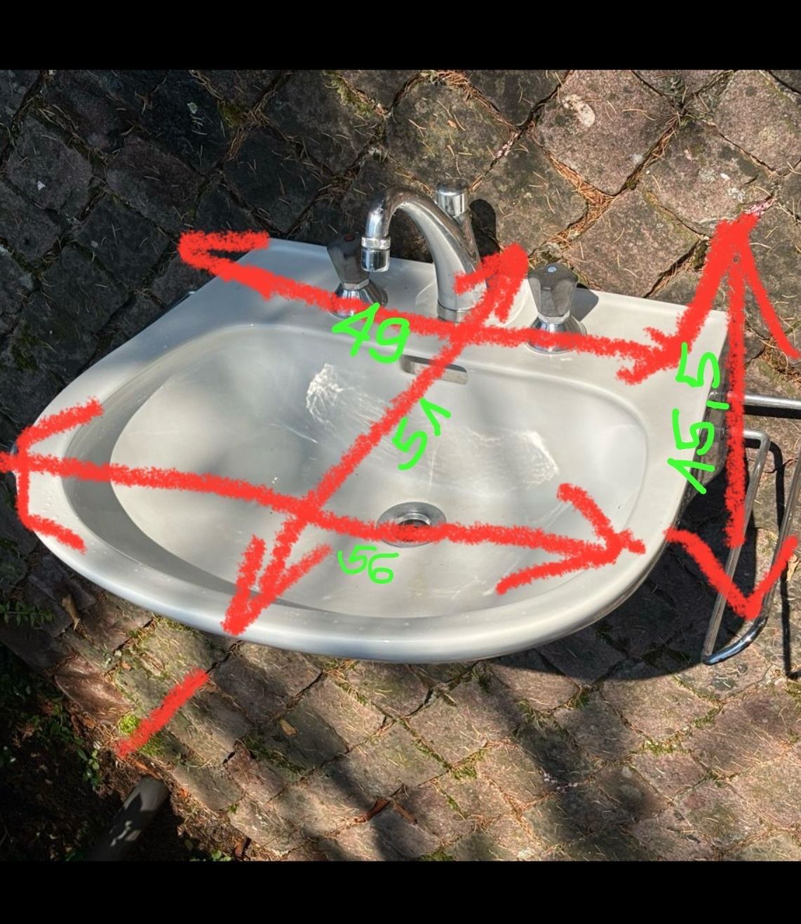 Mobili per bagno: Waschbecken mit Armaturen – Usato da Zürich venduto da Flo021000 4