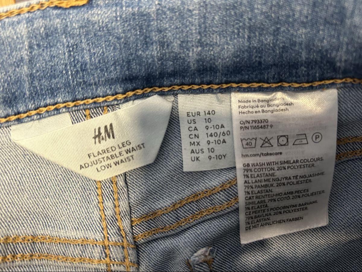H&M Pantaloni: Jeans Flared Leg Gr.140 H&M – Usato da Naters venduto da Gemschhtte 1