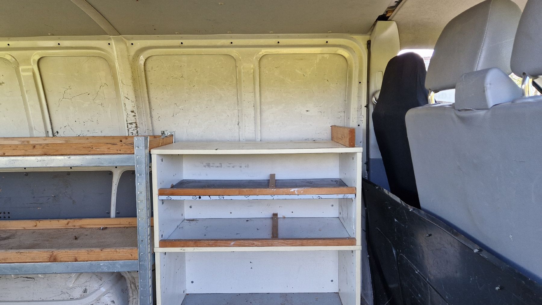 VW Veicoli commerciali: Bus VW T5 1.9l – Usato da Rueyres-Treyfayes venduto da EmileP8992 6