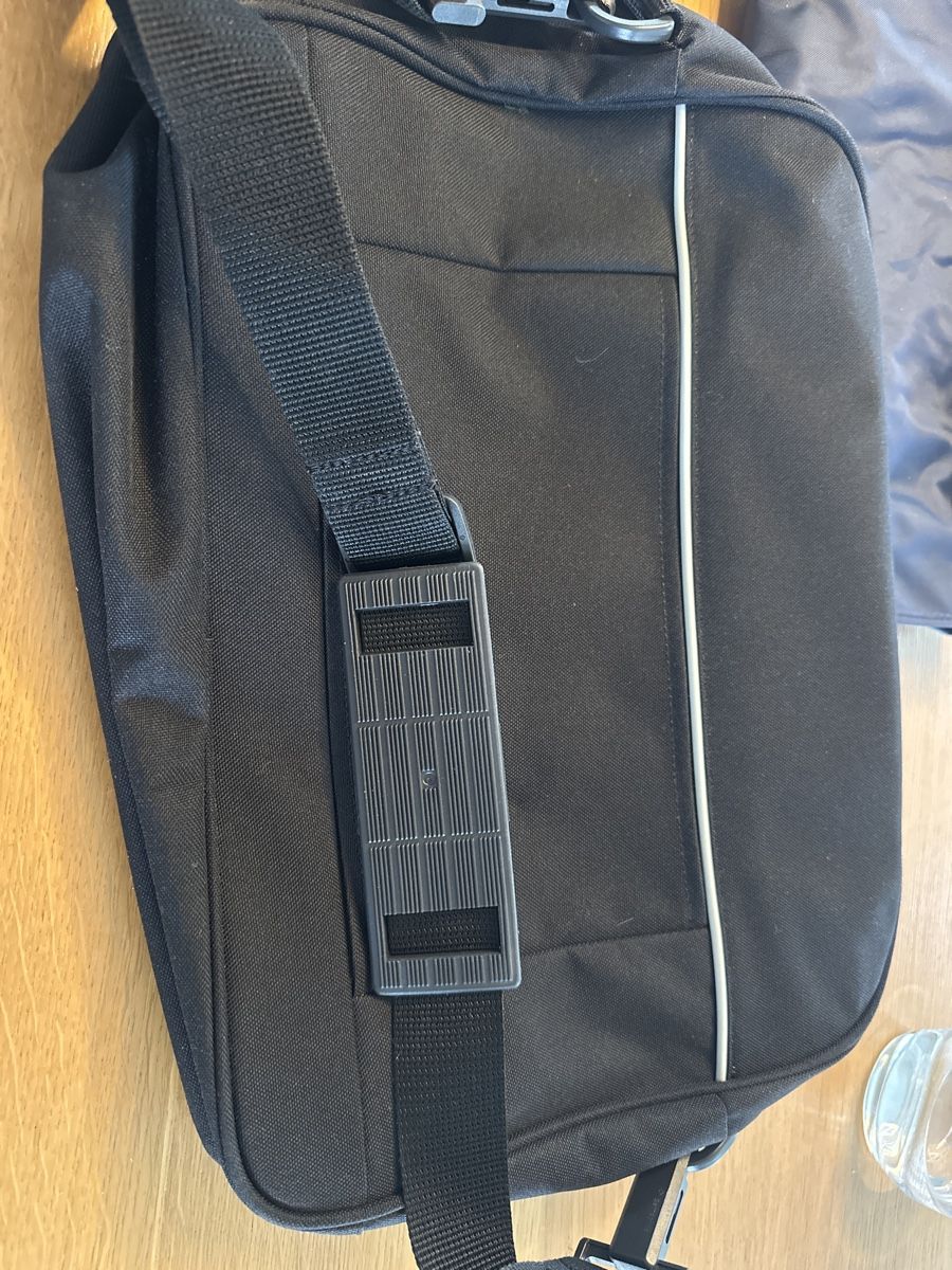 Samsonite Sacs: Samsonite Laptoptasche, Schwarz – Neuf (Voir description) à Diepoldsau par Sonne14 3