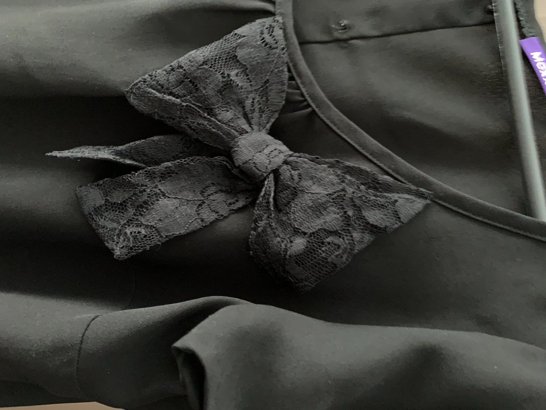 Mexx T-Shirts: MEXX Shirt Schwarz in Größe 38 – Gebraucht aus Wolfwil von NewGirl 1